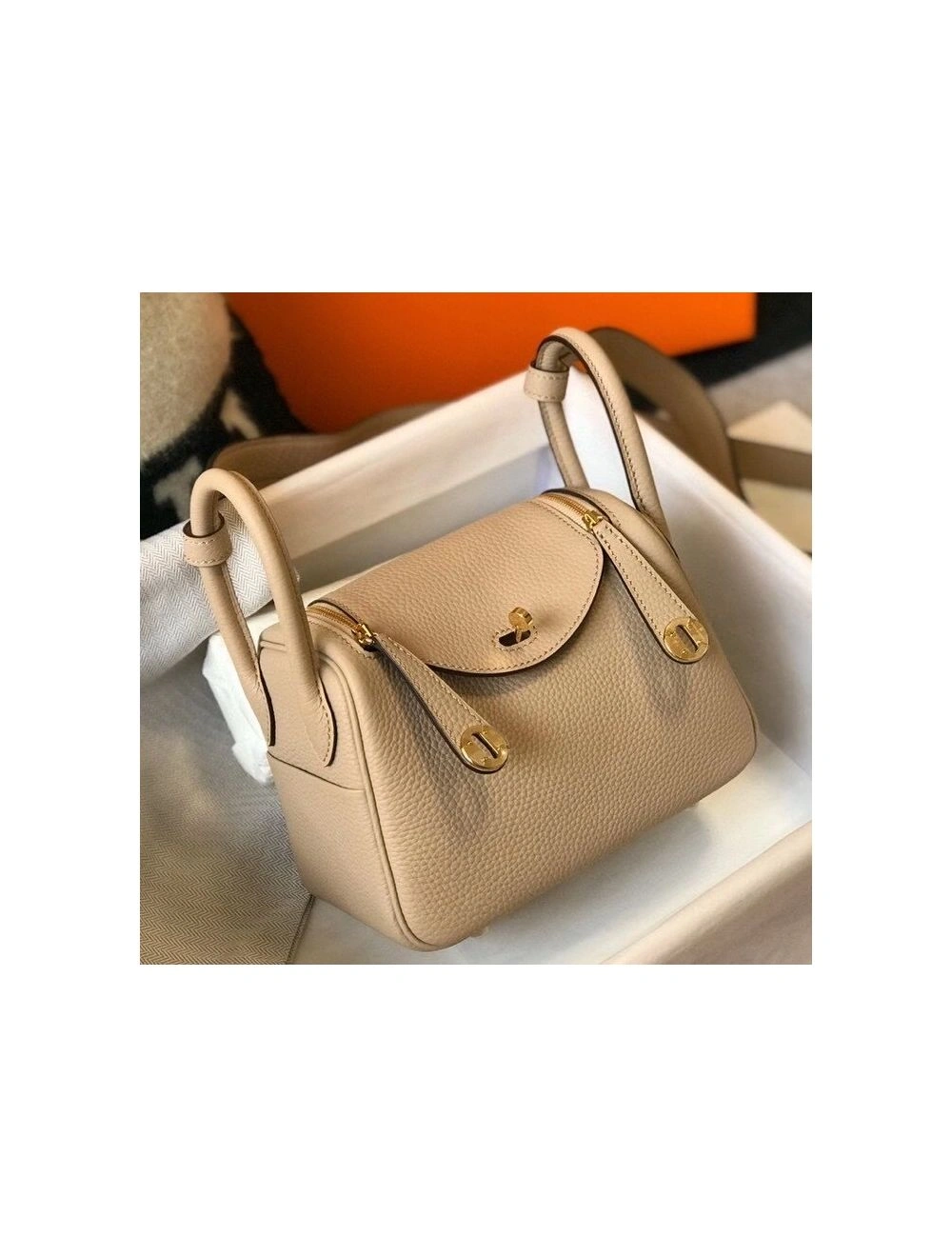 Hermes Lindy Mini Bag In Trench Clemence Leather GHW