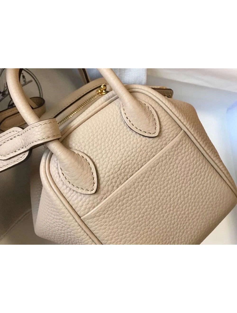 Hermes Lindy Mini Bag In Trench Clemence Leather GHW