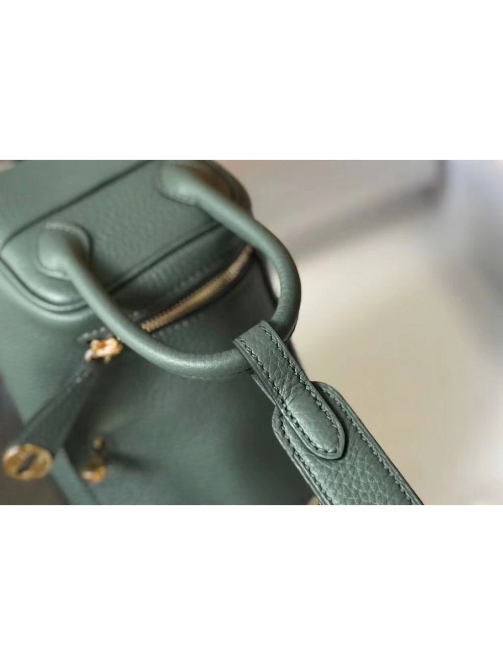 Hermes Lindy Mini Bag In Vert Amande Clemence Leather GHW