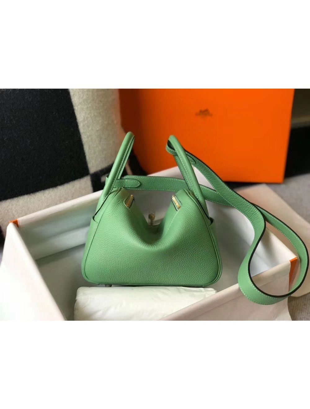 Hermes Lindy Mini Bag In Vert Criquet Clemence Leather GHW