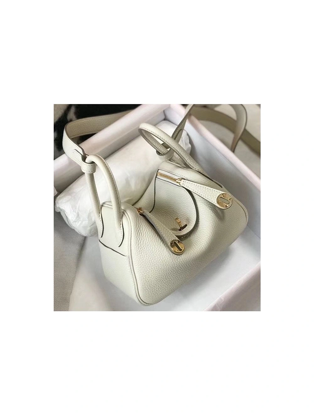 Hermes Lindy Mini Bag In White Clemence Leather GHW