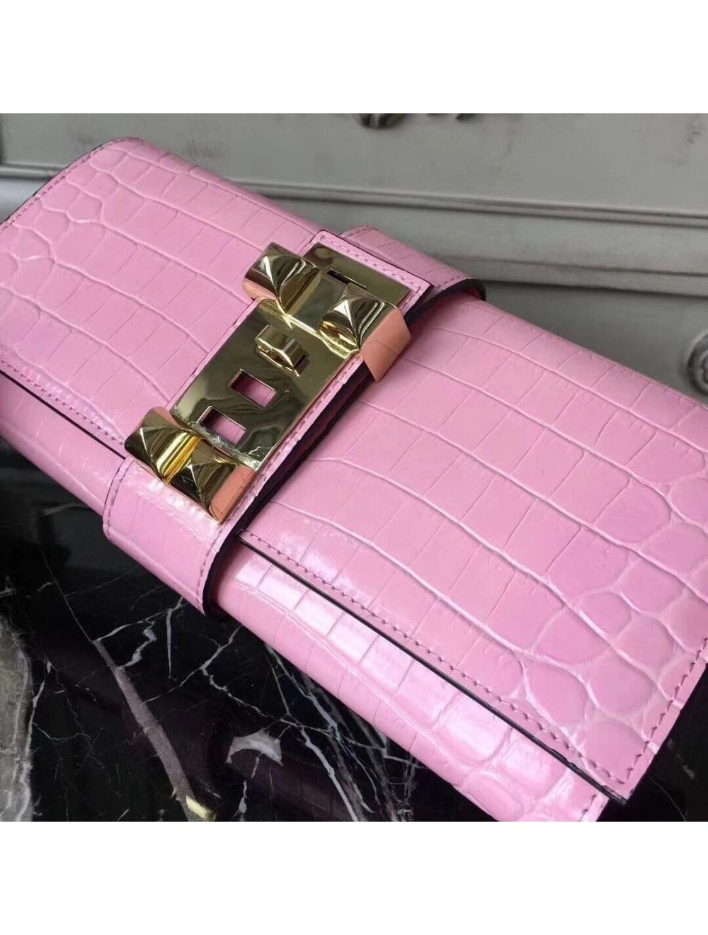 Hermes Medor Clutch Bag In Pink Crocodile Leather
