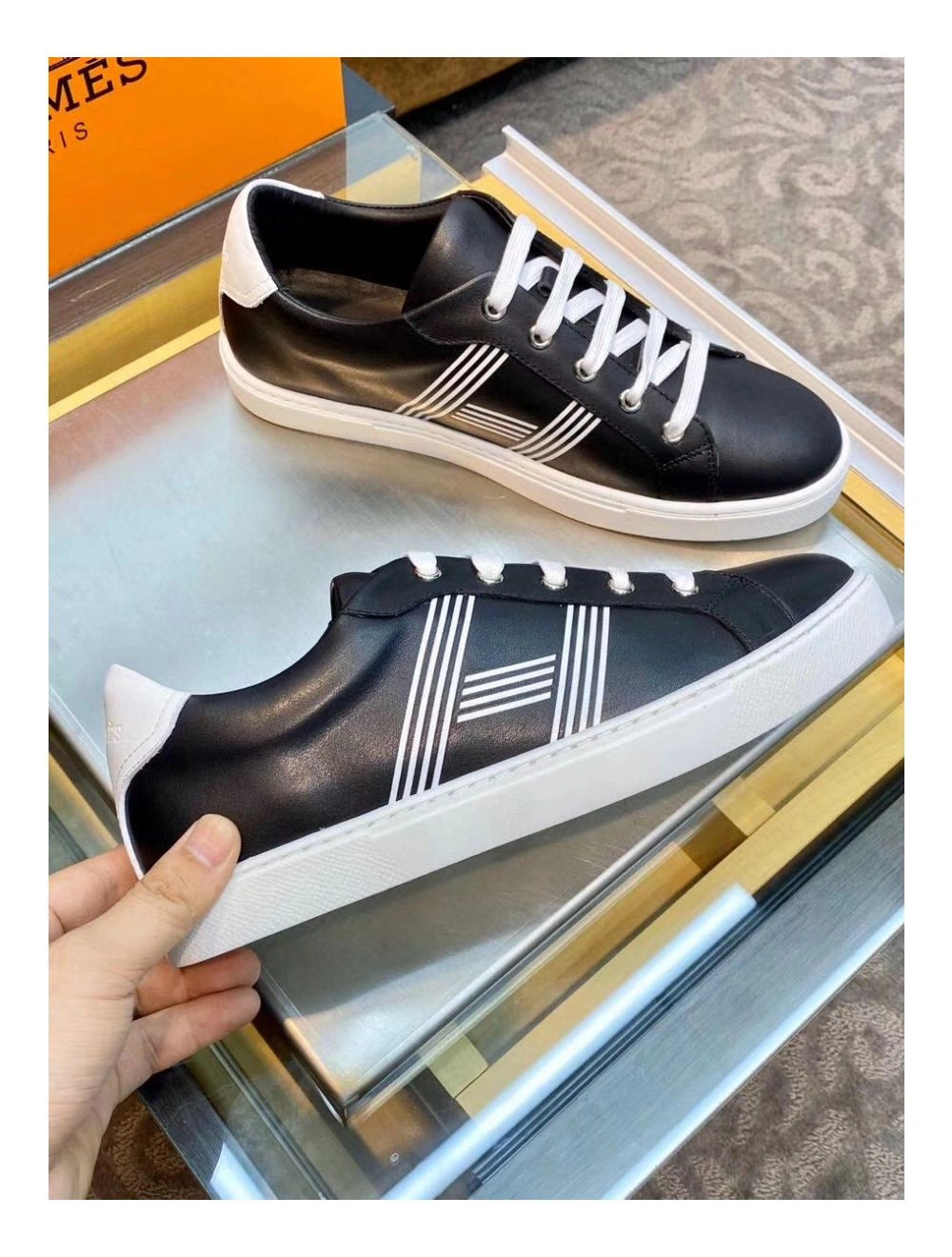 Hermes Men’s Avantage Sneakers In Black Calfskin