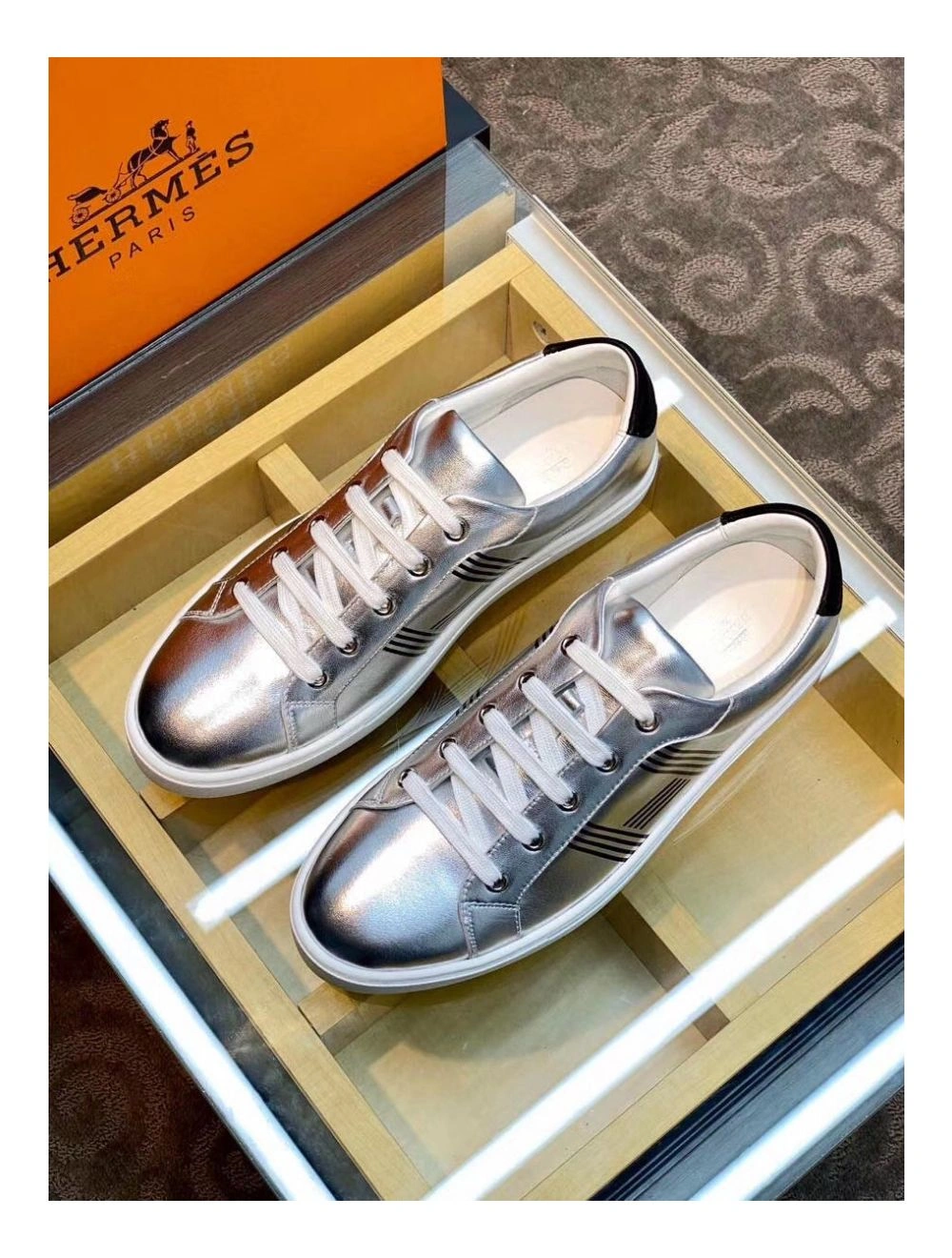 Hermes Men’s Avantage Sneakers In Grey Metallic Leather