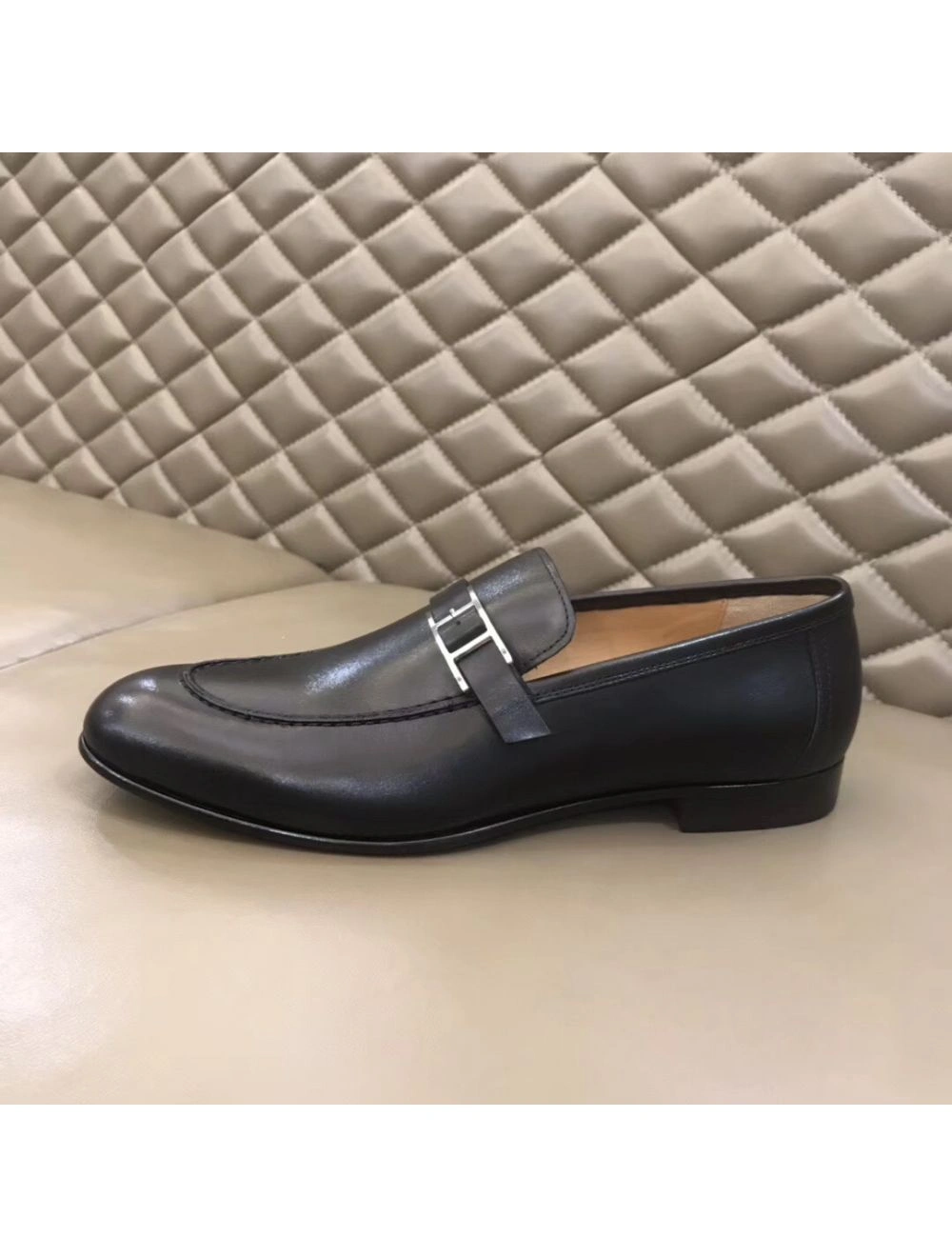 Hermes Men’s Monterey Loafers In Black Calfskin