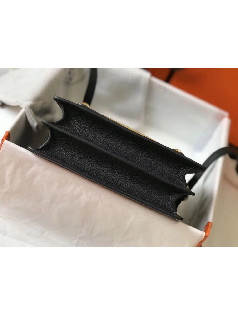 Hermes Mini Sac Roulis 18cm Bag In Black Evercolor Calfskin