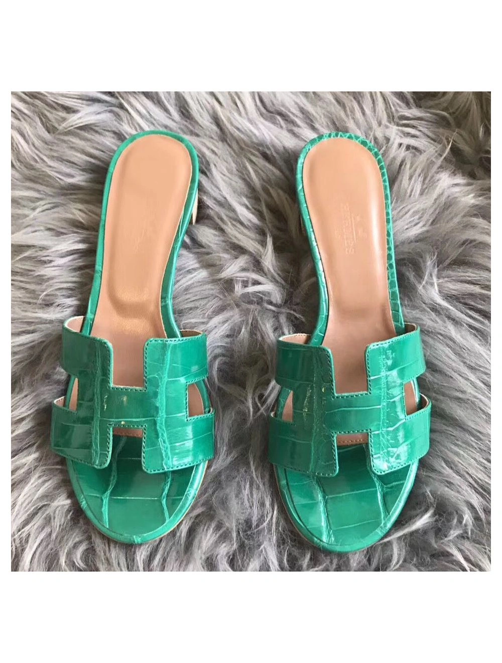 Hermes Oasis Sandals In Bamboo Shiny Niloticus Crocodile