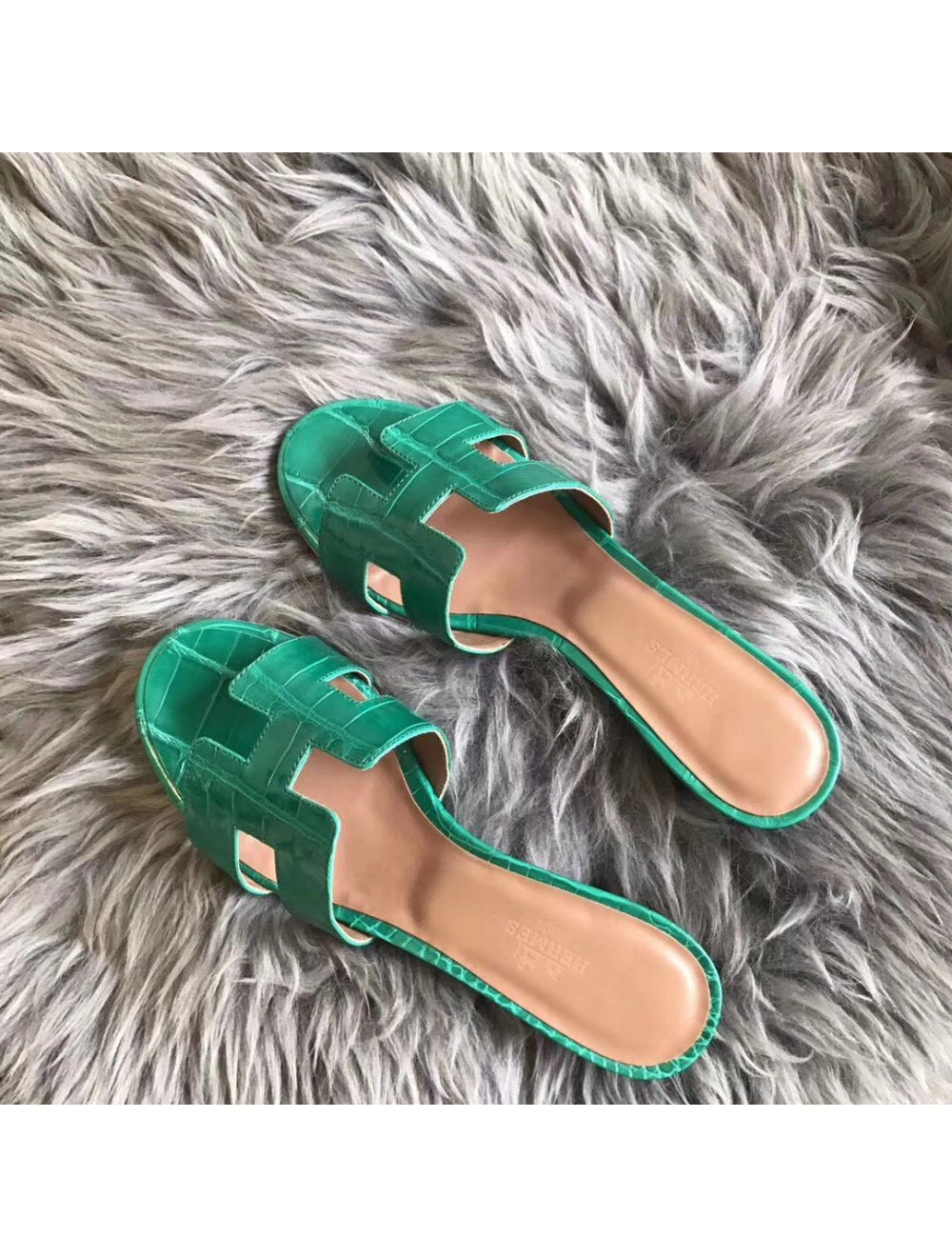 Hermes Oasis Sandals In Bamboo Shiny Niloticus Crocodile