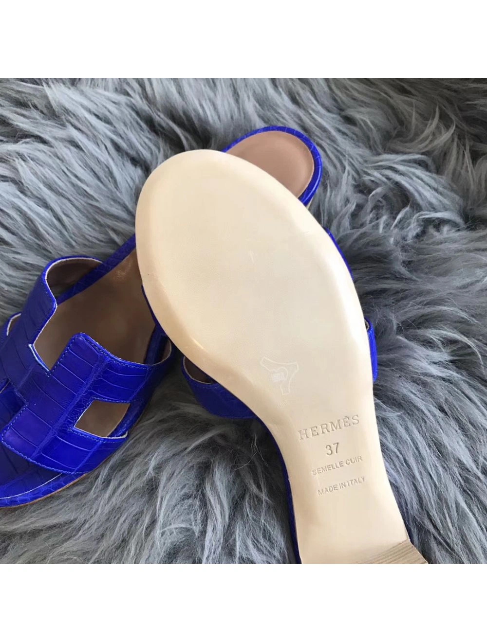 Hermes Oasis Sandals In Blue Matte Niloticus Crocodile