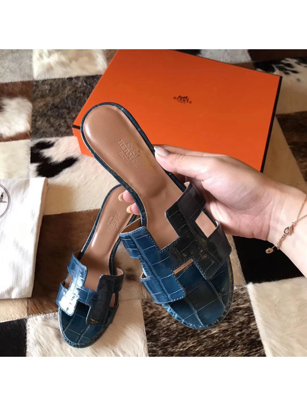Hermes Oasis Sandals In Blue Shiny Niloticus Crocodile