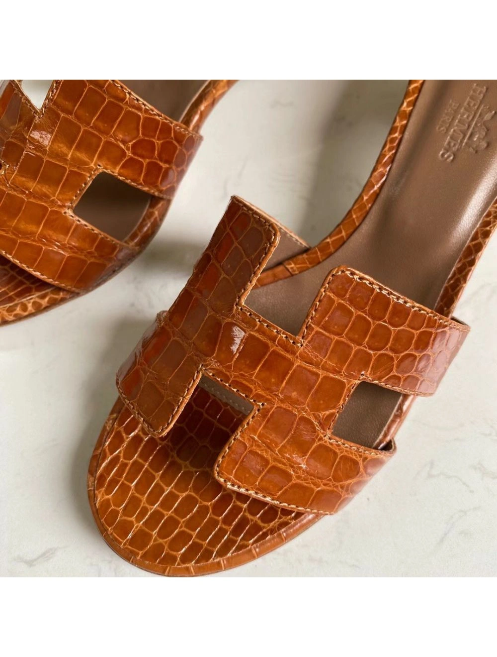 Hermes Oasis Sandals In Brown Shiny Niloticus Crocodile