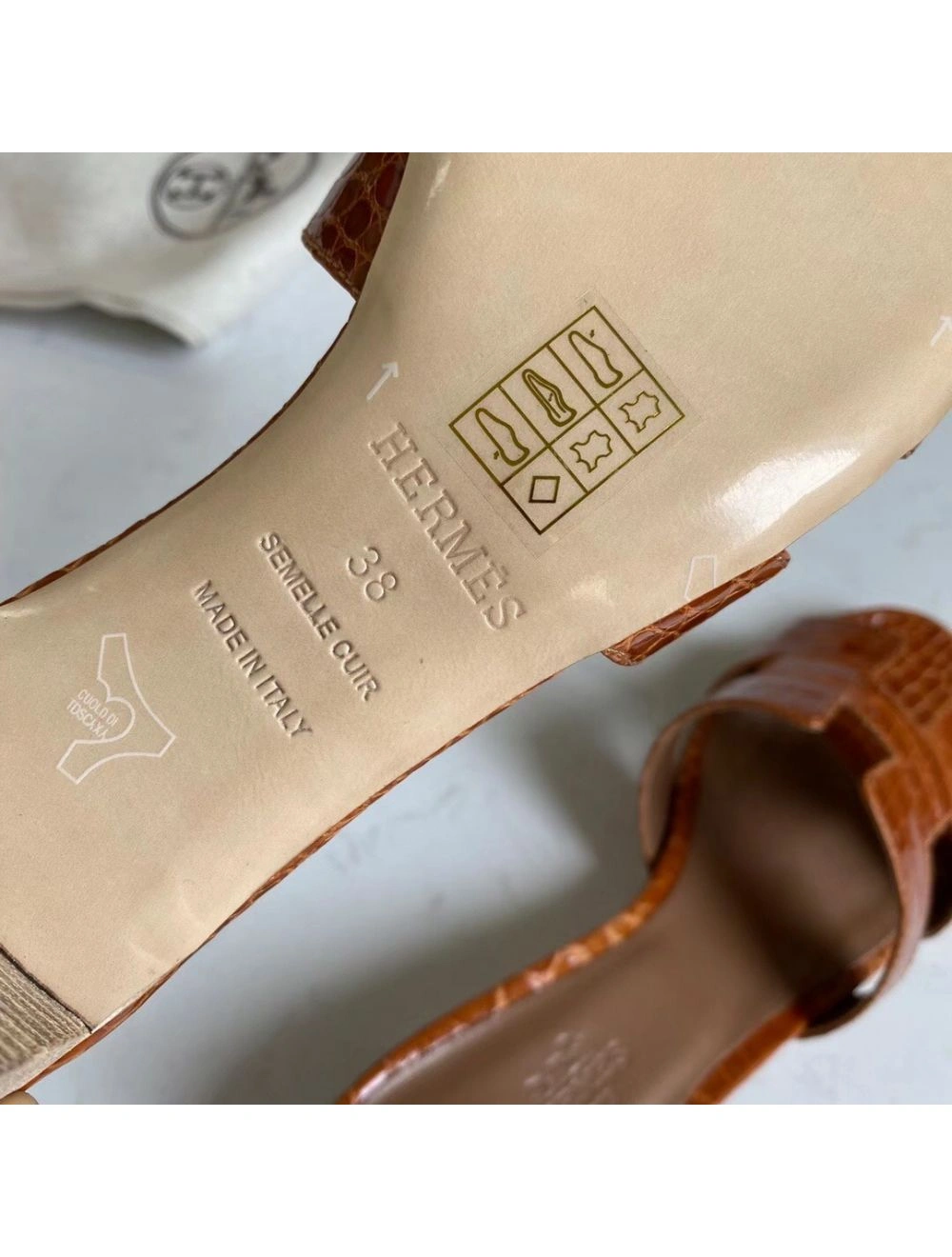 Hermes Oasis Sandals In Brown Shiny Niloticus Crocodile