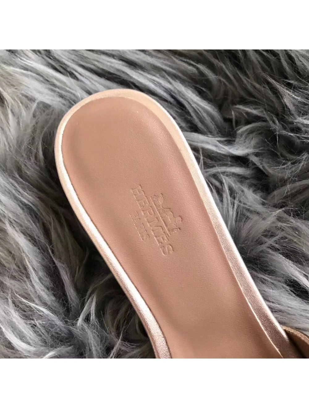 Hermes Oasis Sandals In Champagne Swift Leather