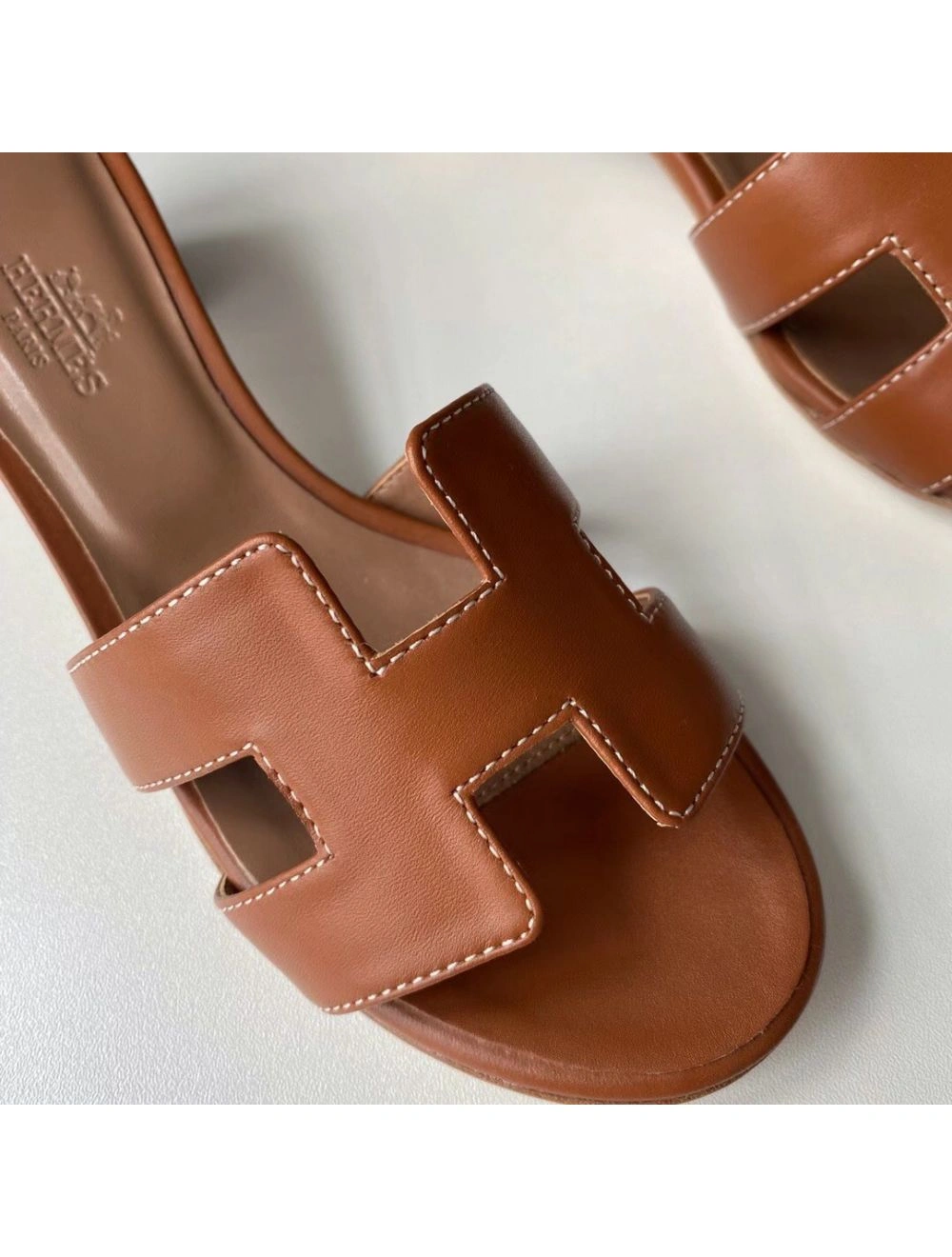 Hermes Oasis Sandals In Gold Swift Leather