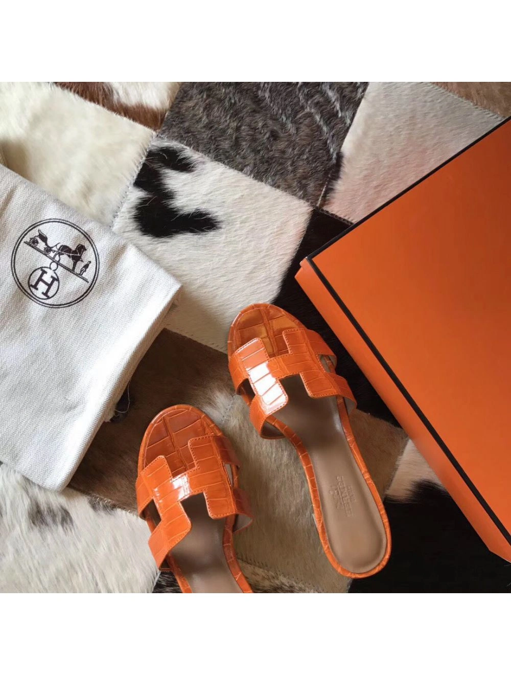 Hermes Oasis Sandals In Orange Shiny Niloticus Crocodile