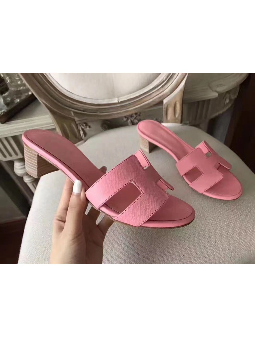Hermes Oasis Sandals In Pink Epsom Leather
