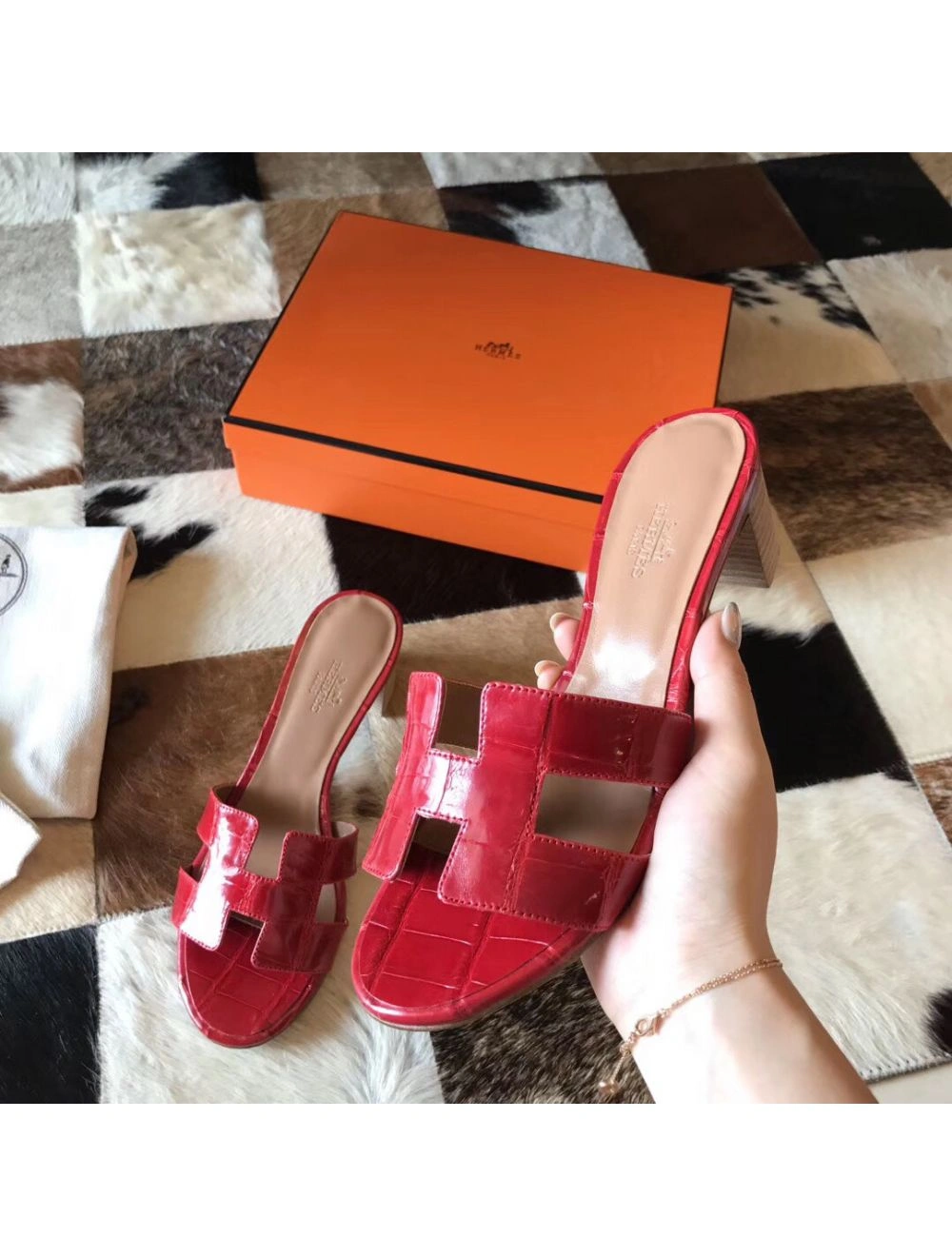 Hermes Oasis Sandals In Red Shiny Niloticus Crocodile
