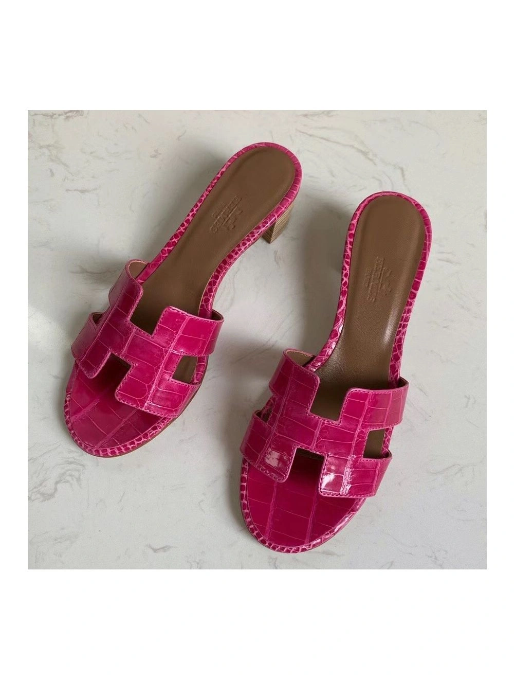 Hermes Oasis Sandals In Rose Red Shiny Niloticus Crocodile