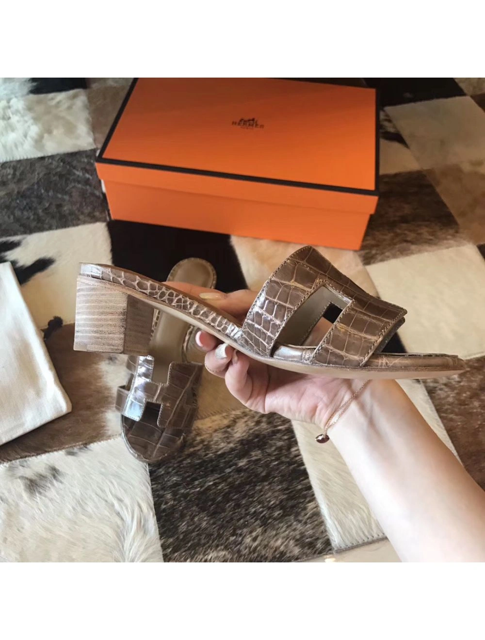 Hermes Oasis Sandals In Taupe Shiny Niloticus Crocodile