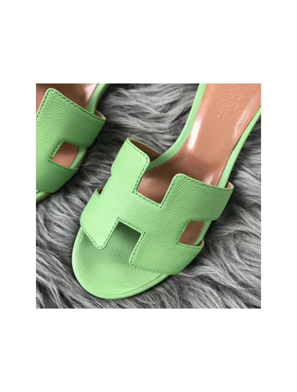 Hermes Oasis Sandals In Vert Criquet Epsom Leather