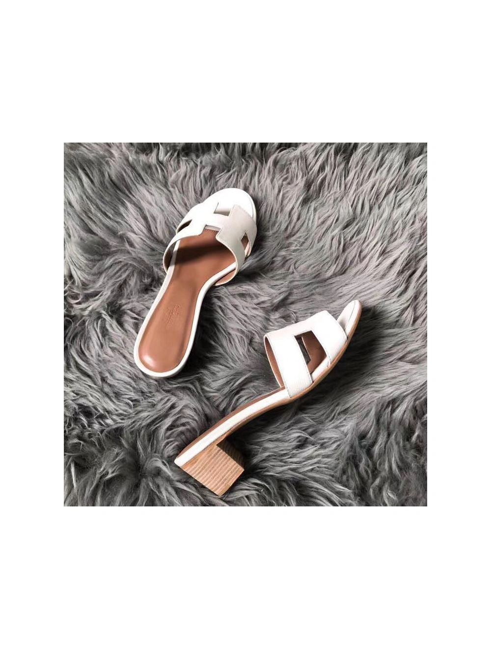 Hermes Oasis Sandals In White Epsom Leather