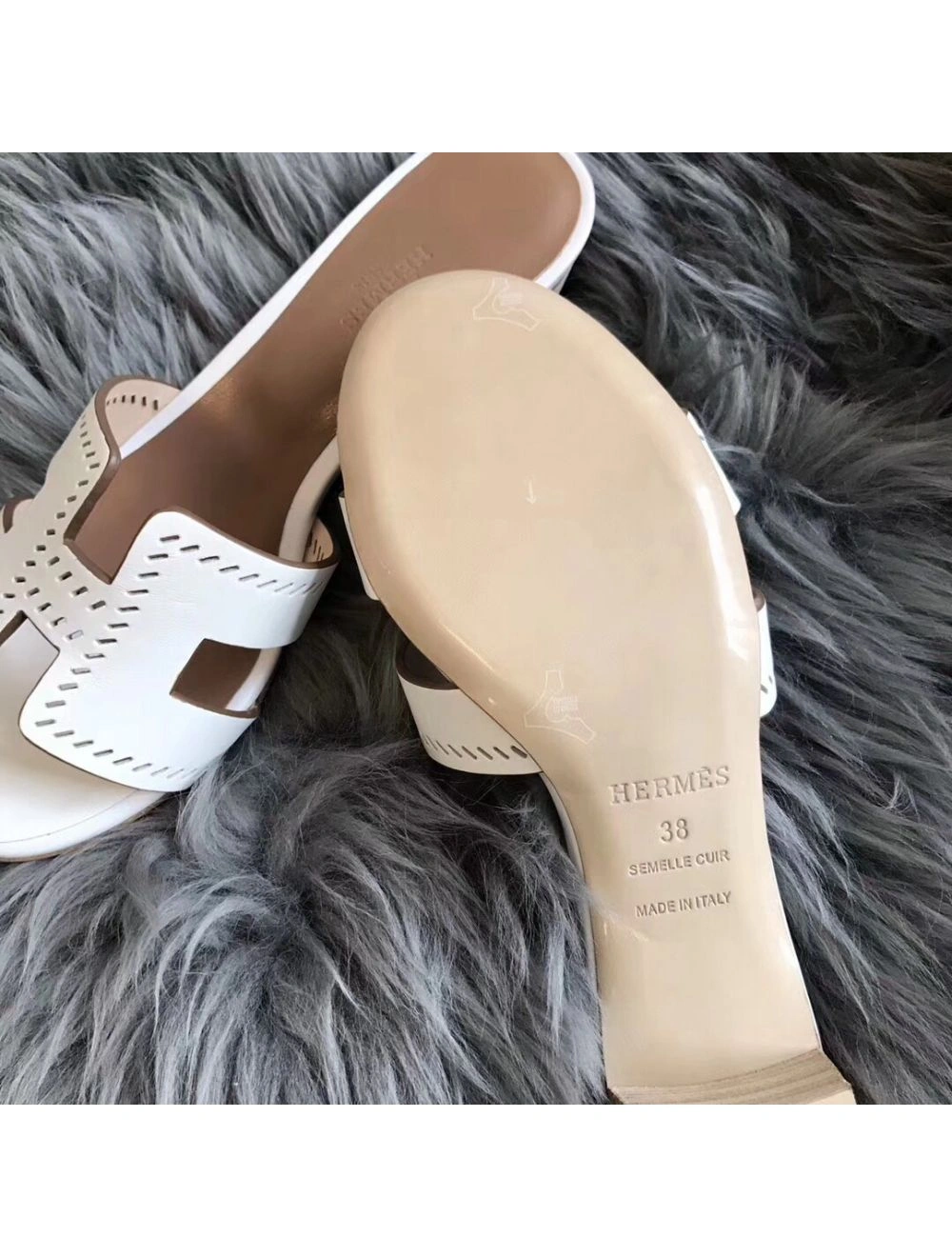 Hermes Oasis Sandals In White Perforated Epsom Leather