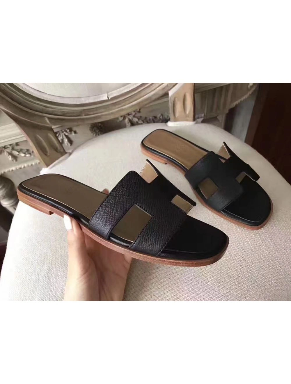 Hermes Oran Sandals In Black Epsom Leather