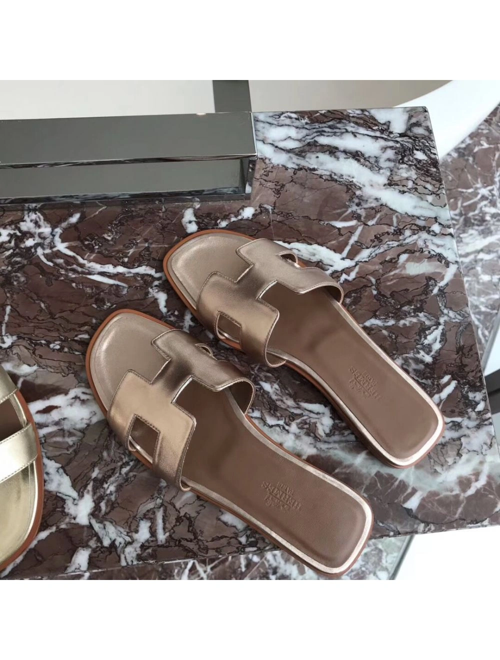 Hermes Oran Sandals In Champagne Swift Leather