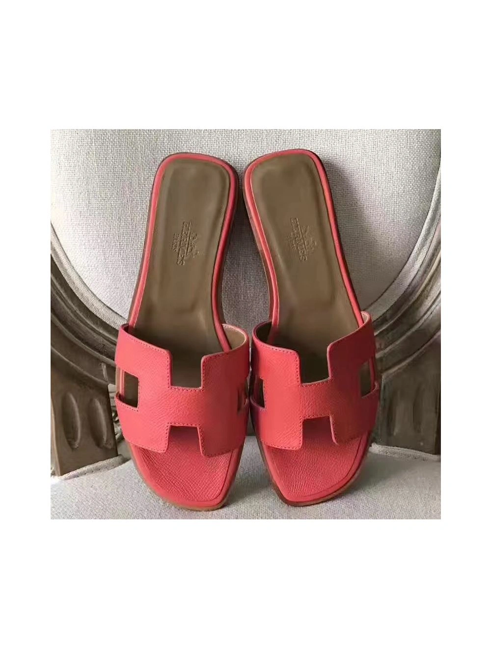 Hermes Oran Sandals In Rose Azalee Epsom Leather