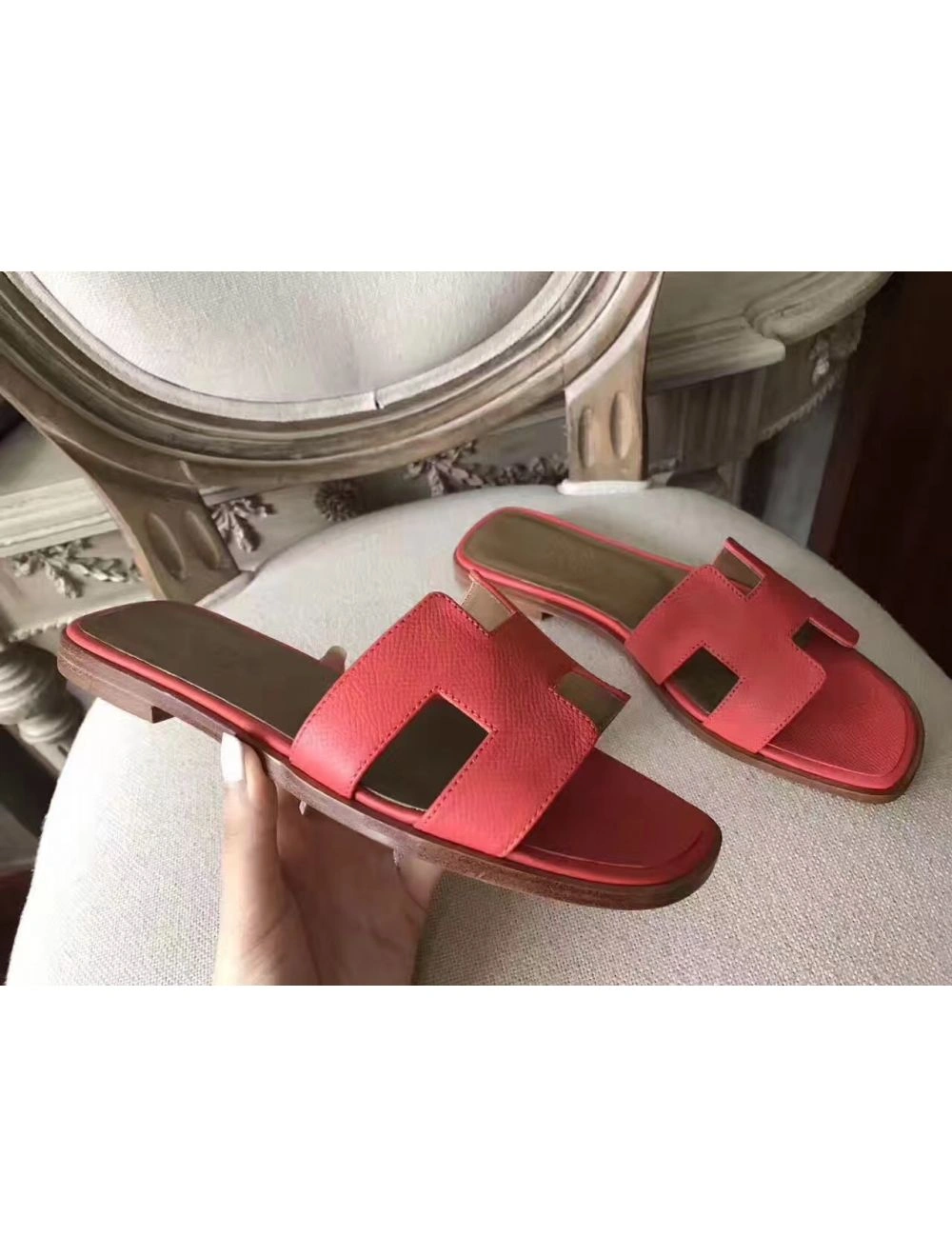 Hermes Oran Sandals In Rose Azalee Epsom Leather