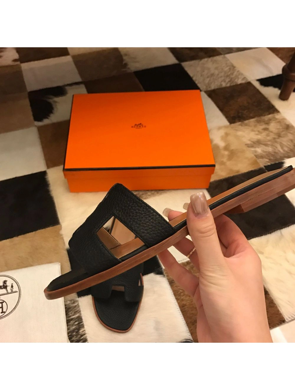 Hermes Oran Slide Sandals In Black Clemence Leather