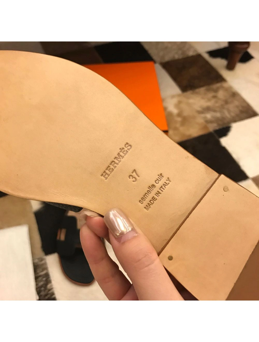 Hermes Oran Slide Sandals In Black Clemence Leather