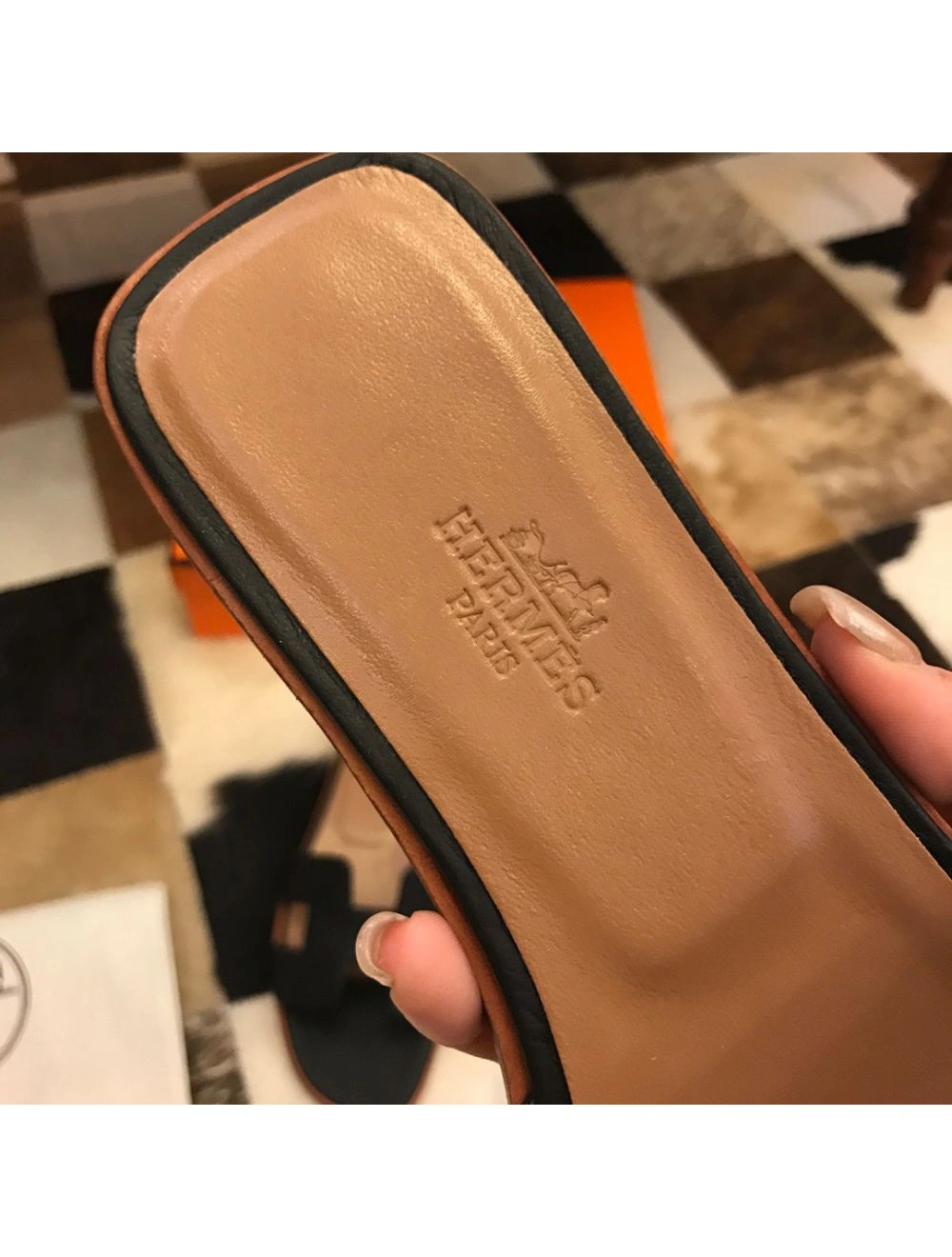 Hermes Oran Slide Sandals In Black Clemence Leather