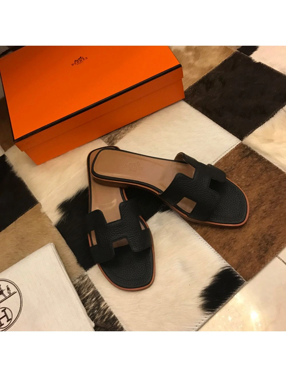 Hermes Oran Slide Sandals In Black Clemence Leather