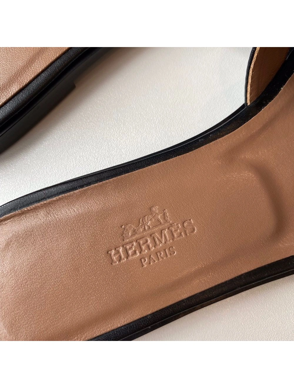 Hermes Oran Slide Sandals In Black Swift Calfskin