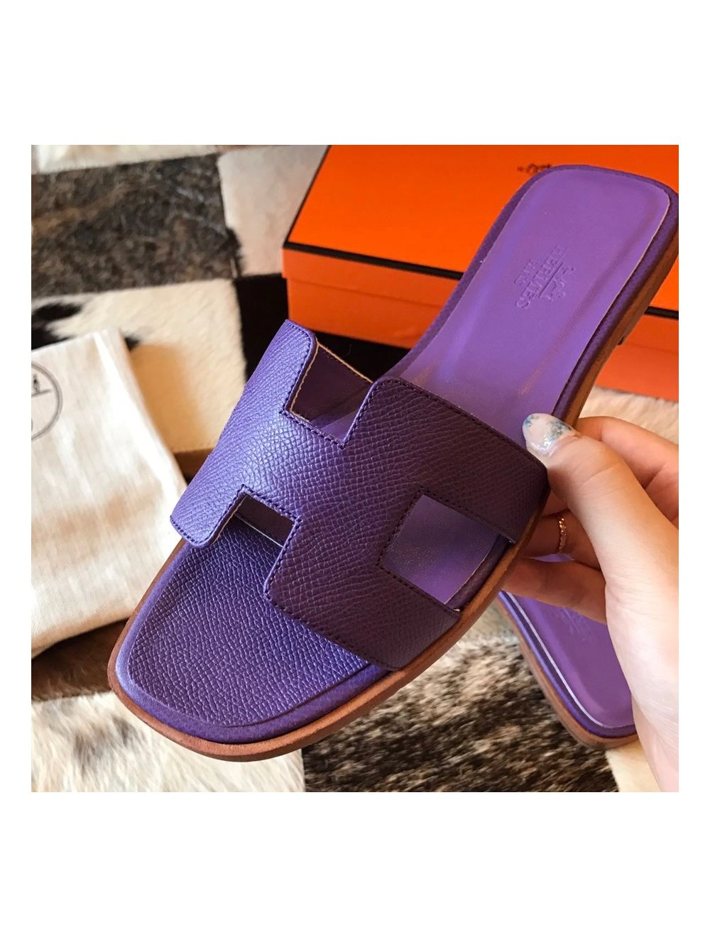 Hermes Oran Slide Sandals In Crocus Epsom Calfskin