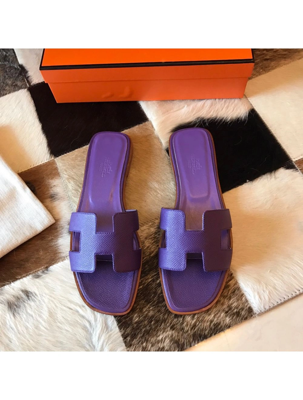 Hermes Oran Slide Sandals In Crocus Epsom Calfskin