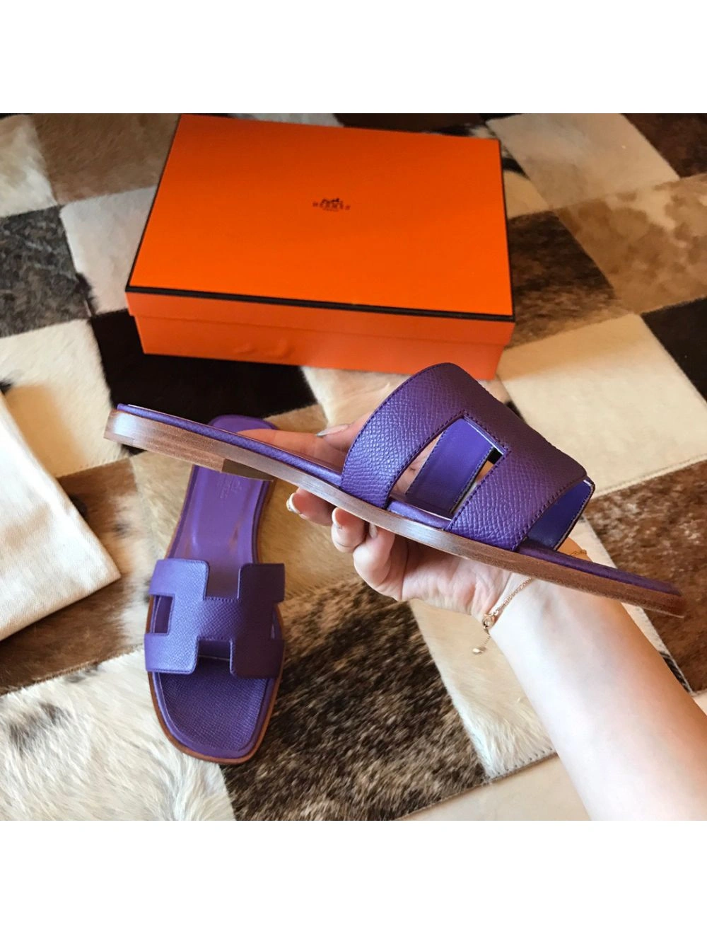 Hermes Oran Slide Sandals In Crocus Epsom Calfskin