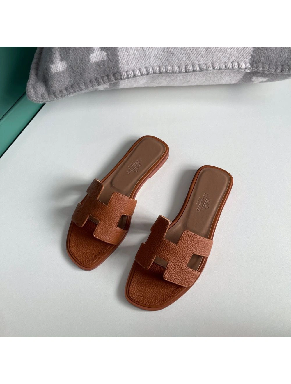 Hermes Oran Slide Sandals In Gold Clemence Leather
