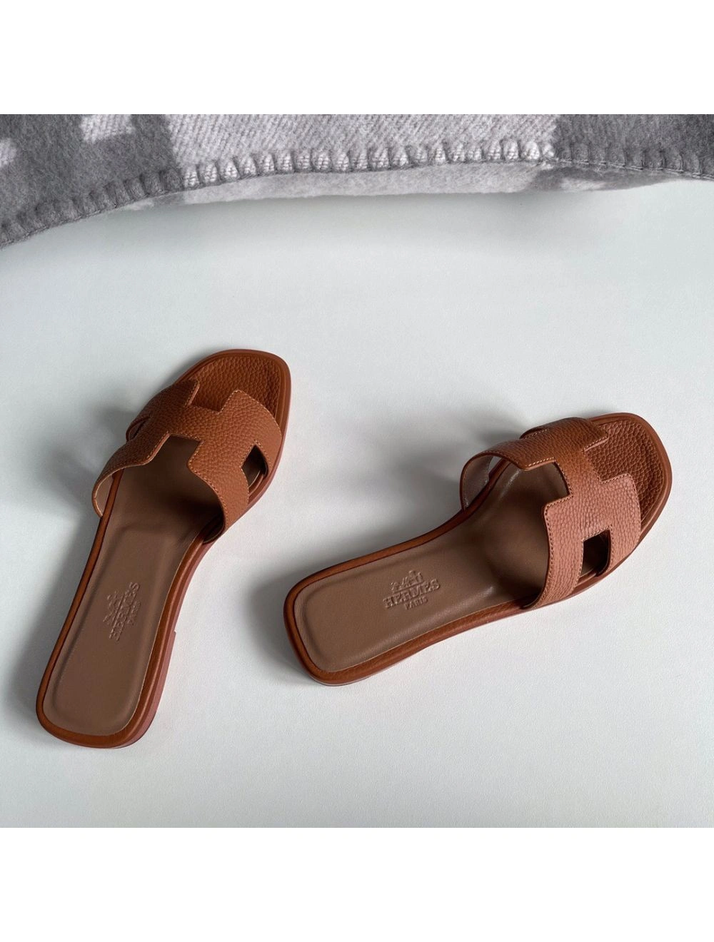 Hermes Oran Slide Sandals In Gold Clemence Leather