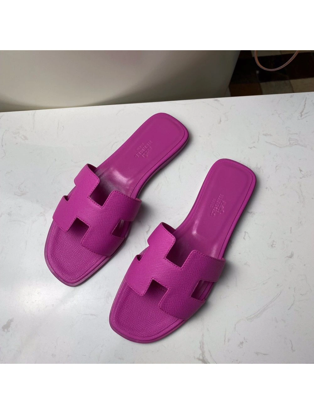 Hermes Oran Slide Sandals In Magnolia Epsom Calfskin