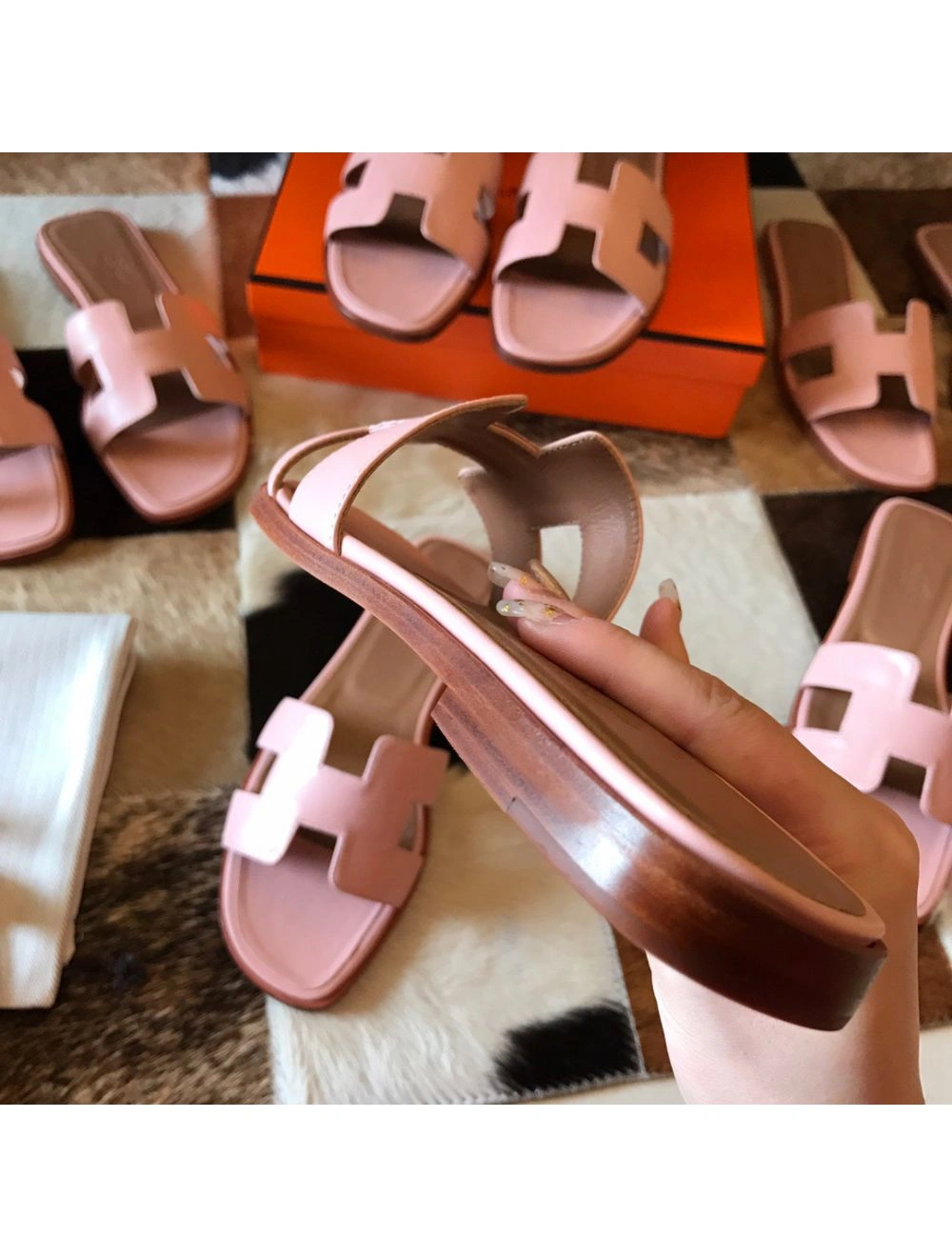 Hermes Oran Slide Sandals In Pink Swift Calfskin