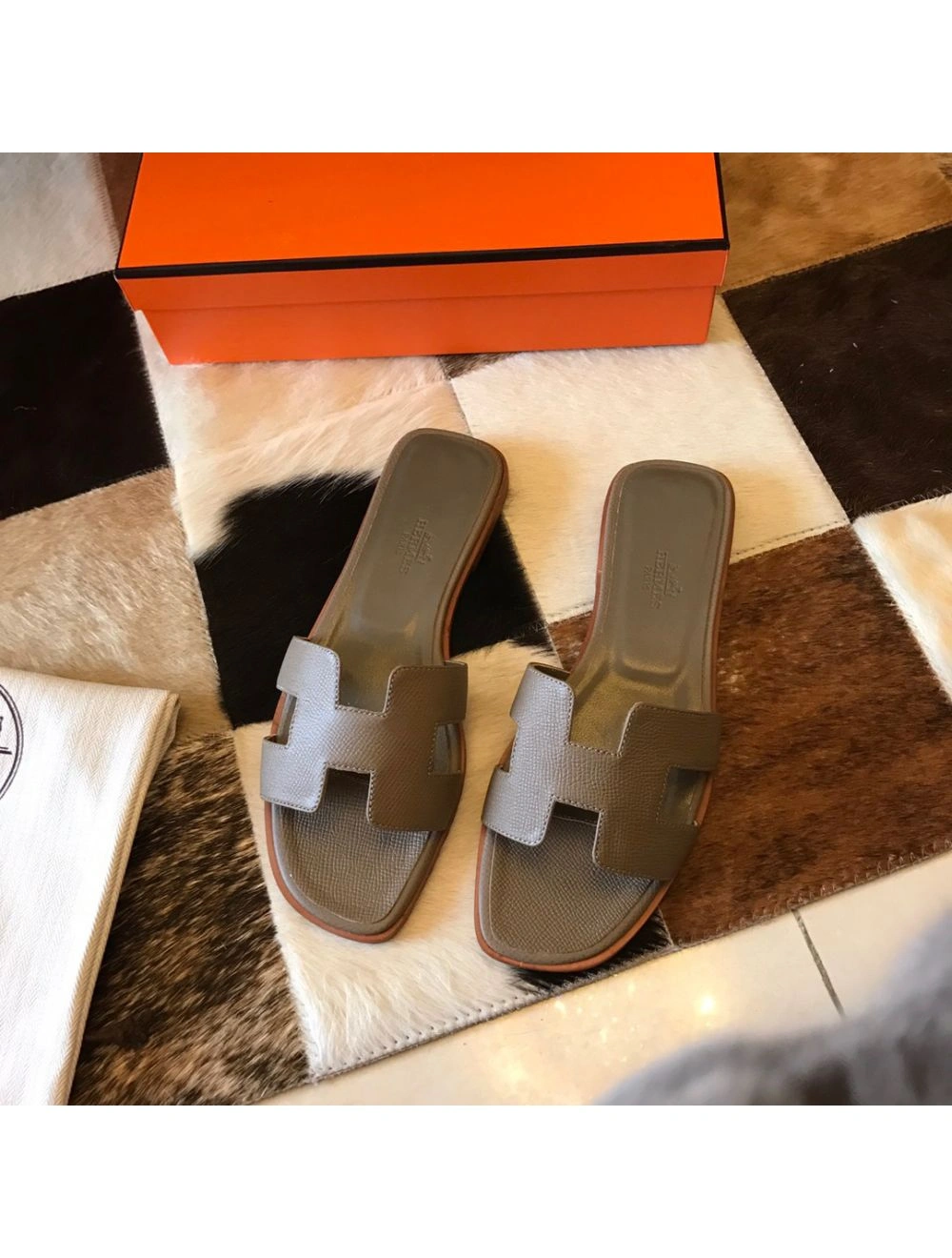 Hermes Oran Slide Sandals In Taupe Epsom Calfskin