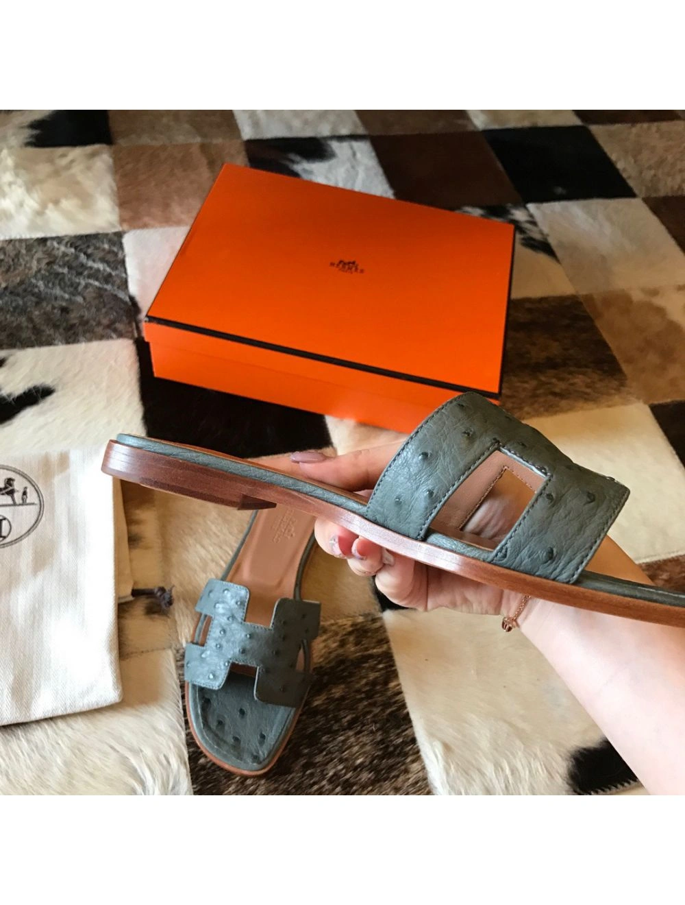 Hermes Oran Slide Sandals In Vert Amande Ostrich Leather