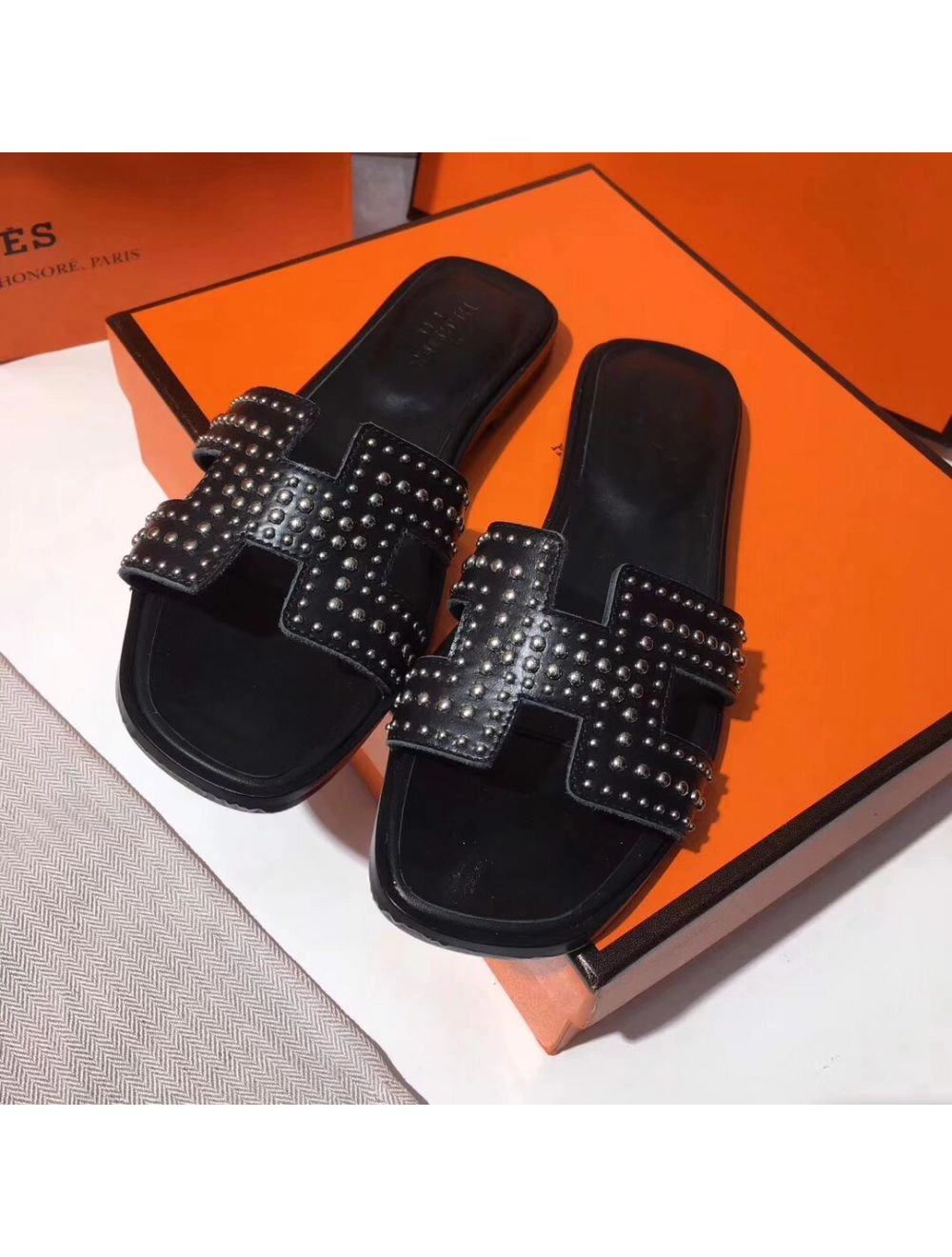 Hermes Oran Studs Sandals In Black Leather
