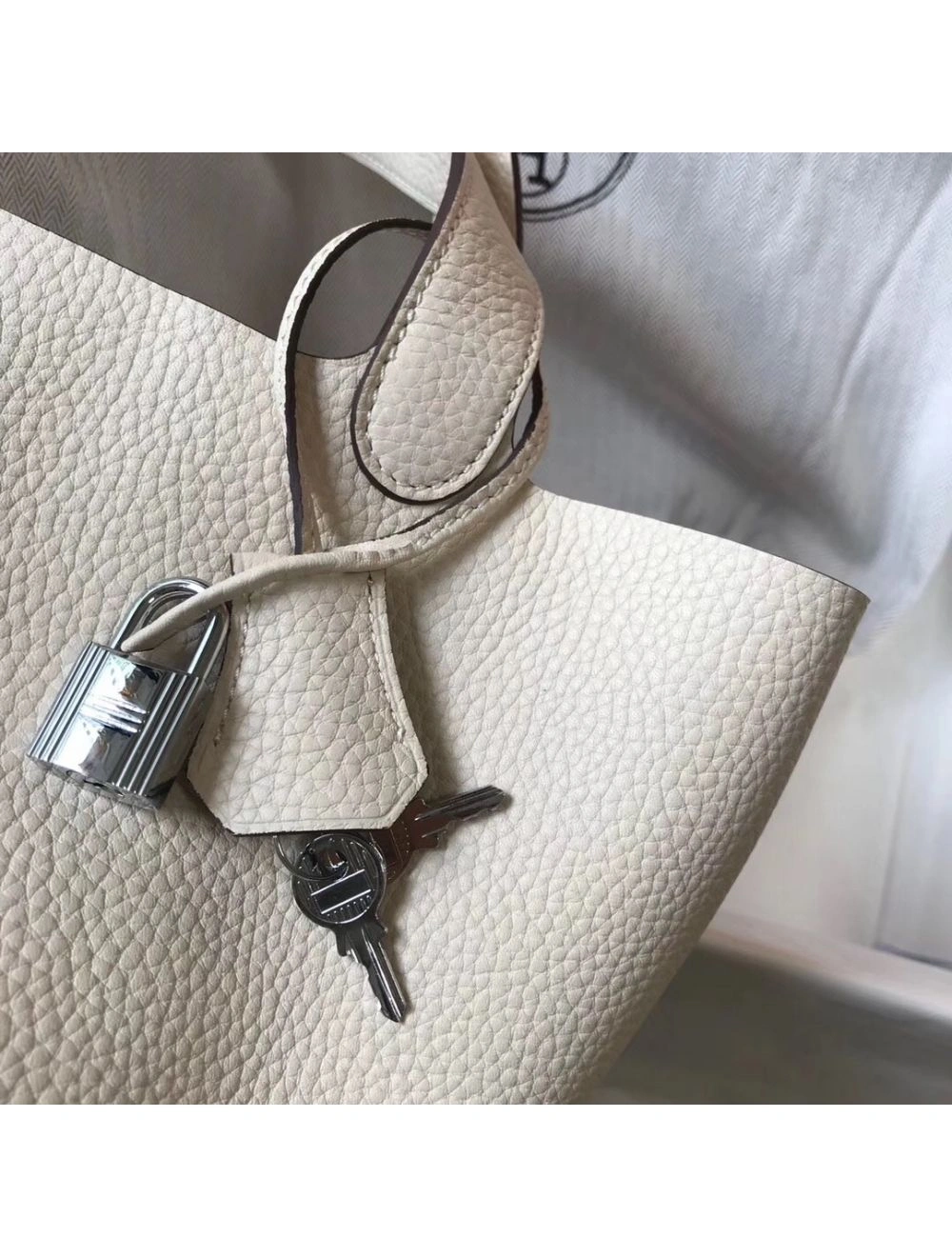 Hermes Picotin Lock 18 Bag In Beton Clemence Leather