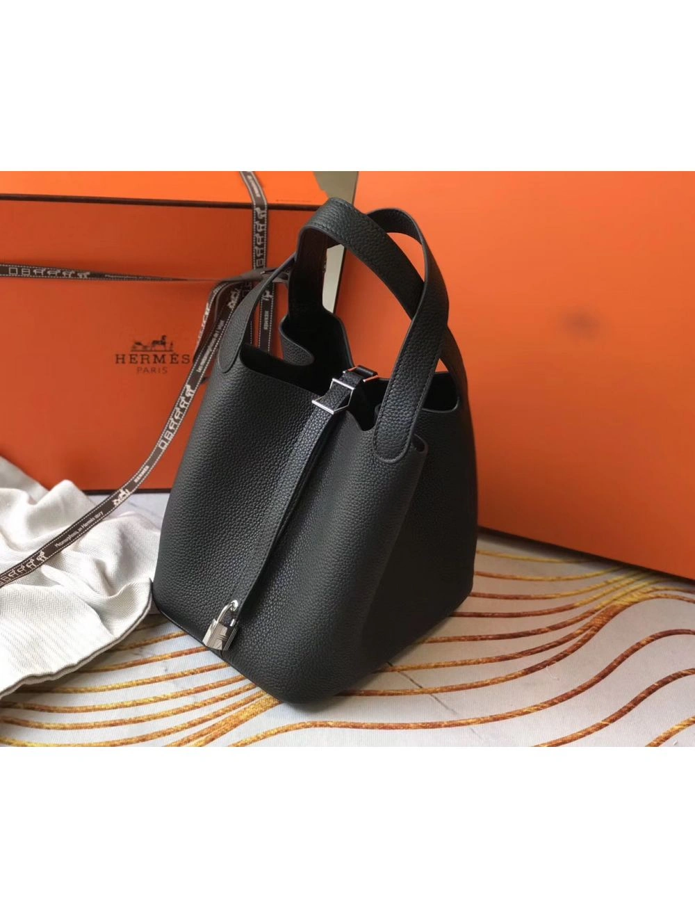 Hermes Picotin Lock 18 Bag In Black Clemence Leather