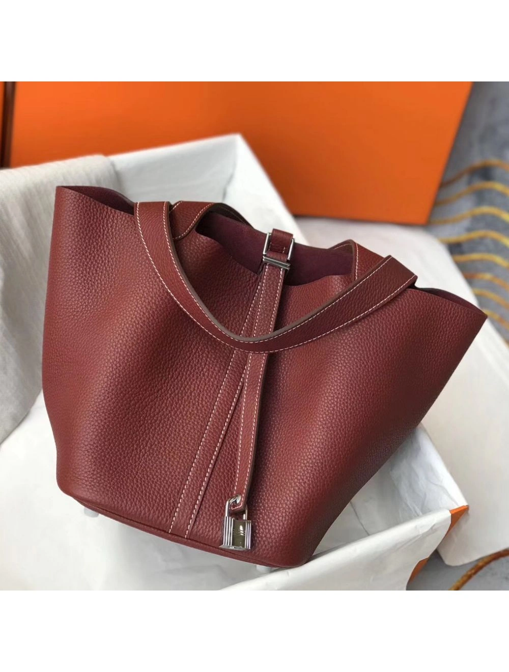 Hermes Picotin Lock 18 Bag In Bordeaux Clemence Leather