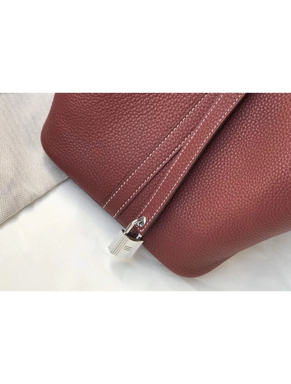 Hermes Picotin Lock 18 Bag In Bordeaux Clemence Leather
