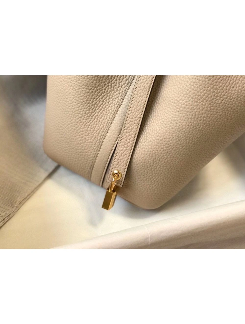 Hermes Picotin Lock 18 Bag In Trench Clemence Leather